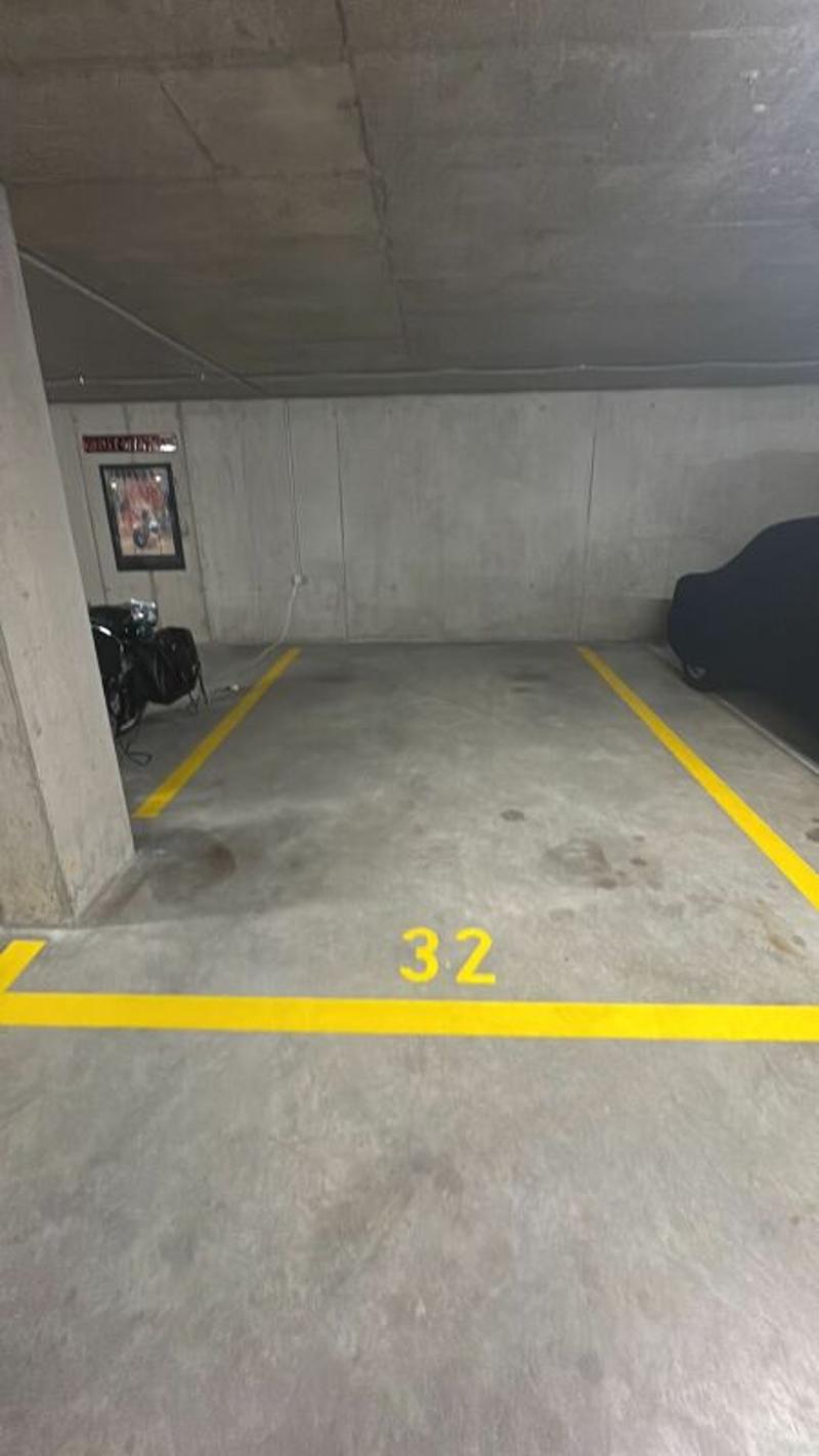 Neuwertige 5.5-Zimmer-Attikawohnung mit grosser Terrasse, 2 Nasszellen und 3 AEHP (25)