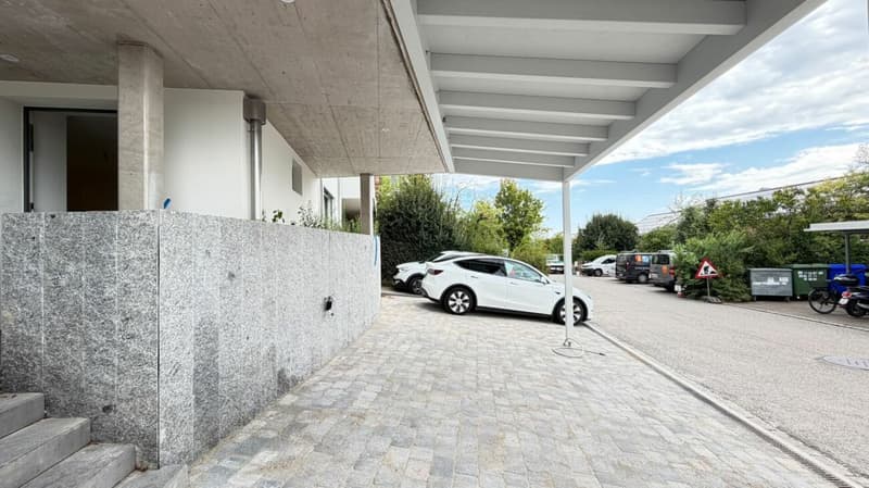 Neu ausgebaute 3.5-Zimmer-Wohnung inklusive 1 PP  in Oberwil (8)