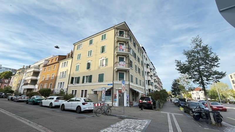 Einfache 3.5-Zimmer-Wohnung mit Balkon und Kellerabteil (1)