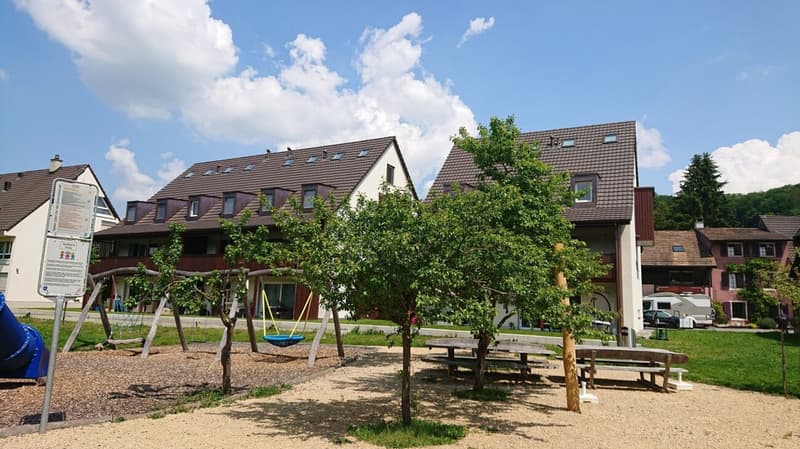 Moderne 4.5-Zimmer-Wohnung mit Balkon und Blick ins Grüne (19)