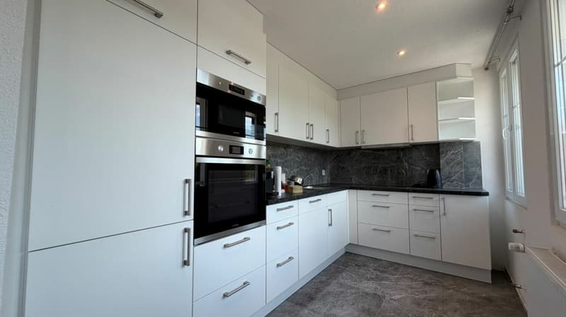Helle 5-Zimmer-Maisonettewohnung mit grosser Terrasse in Gelterkinden (1)