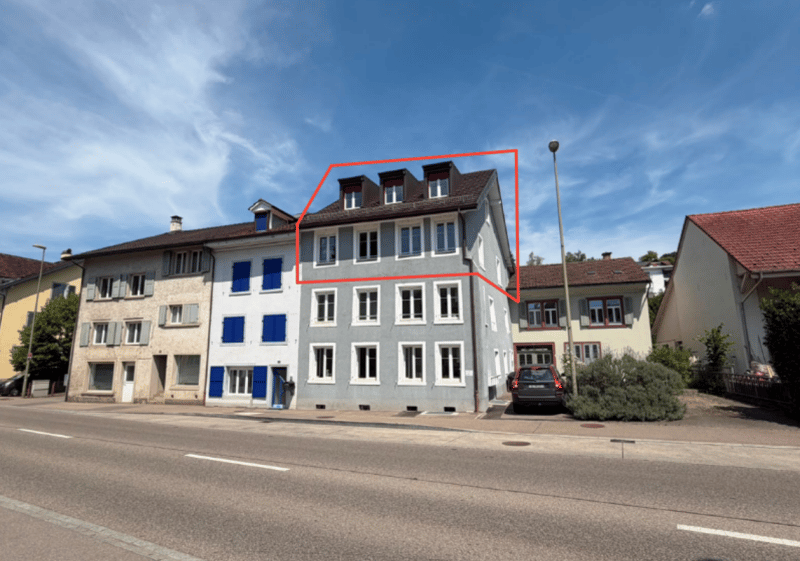 Helle 5-Zimmer-Maisonettewohnung mit grosser Terrasse in Gelterkinden (2)