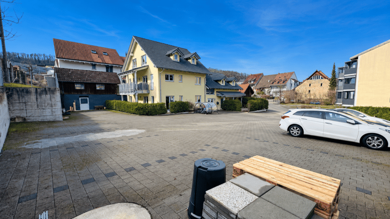 SELTENE GELEGENHEIT: 3-FAMILIENHAUS MIT WERKSTATT, SCHOPF & 16 PARKPLÄTZEN (2)