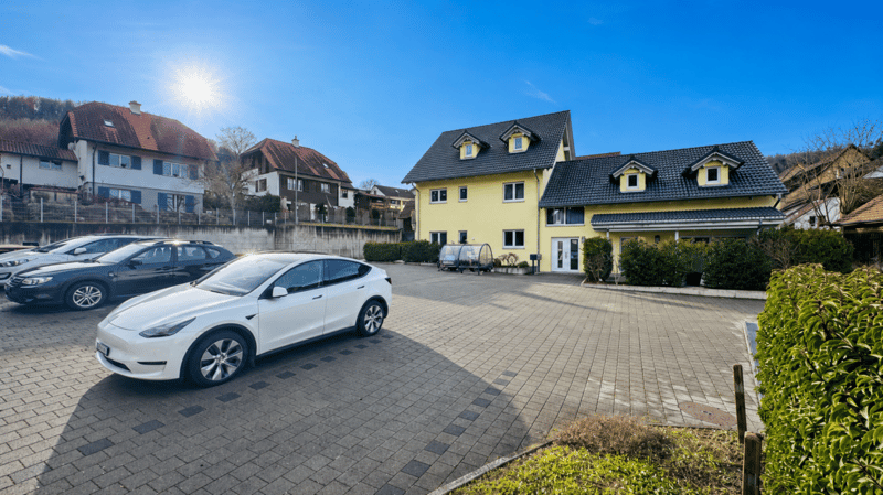 SELTENE GELEGENHEIT: 3-FAMILIENHAUS MIT WERKSTATT, SCHOPF & 16 PARKPLÄTZEN (4)