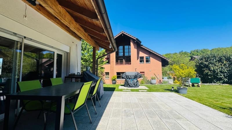 4.5-Zimmer-Eckreihenhaus mit Garten, Garage, Parkplatz & Pizzaofen in Giebenach (16)