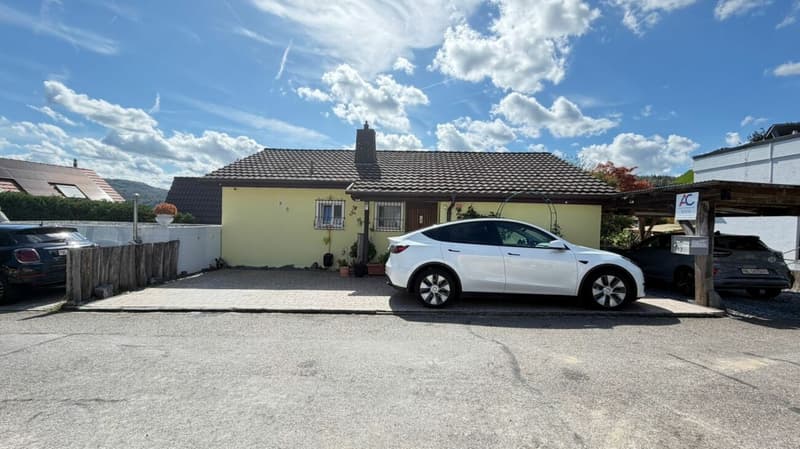 Freistehendes Einfamilienhaus mit grosser Aussichtsterrasse in Frenkendorf (15)