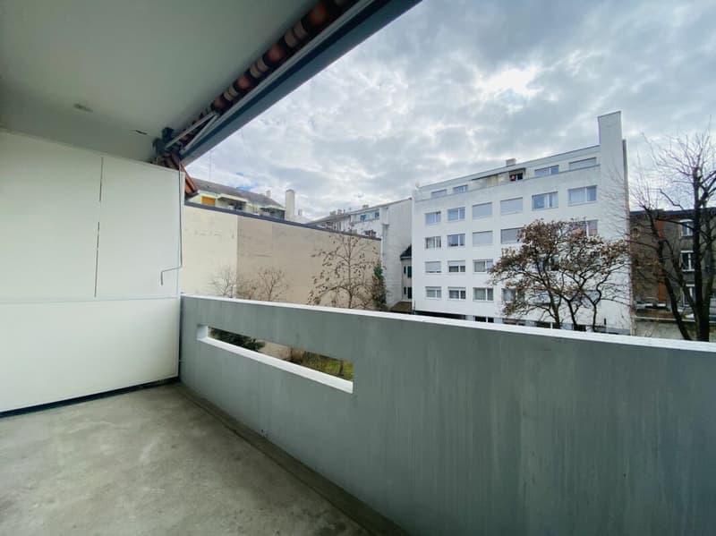 Gepflegte 1.5-Zimmerwohnung mit Lift und Balkon (3)