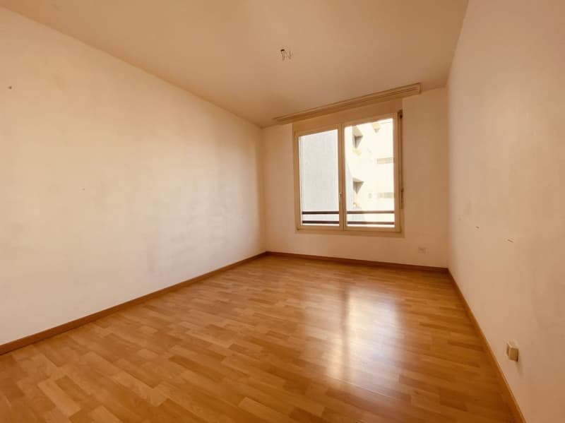 3.5-Zimmerwohnung mit Balkon, eigenem Waschturm, Keller und Veloraum (5)