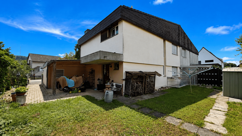 HIER BEGINNT IHR NEUES ZUHAUSE - 5½ ZIMMER, SONNIGER GARTEN & VIEL PLATZ IN AESCH (4)