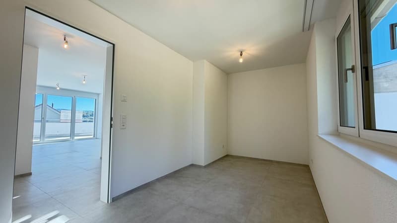 Über den Dächern von Oberwil - Maisonette mit Weitsicht, Eckbalkon und Dachterrasse (5)