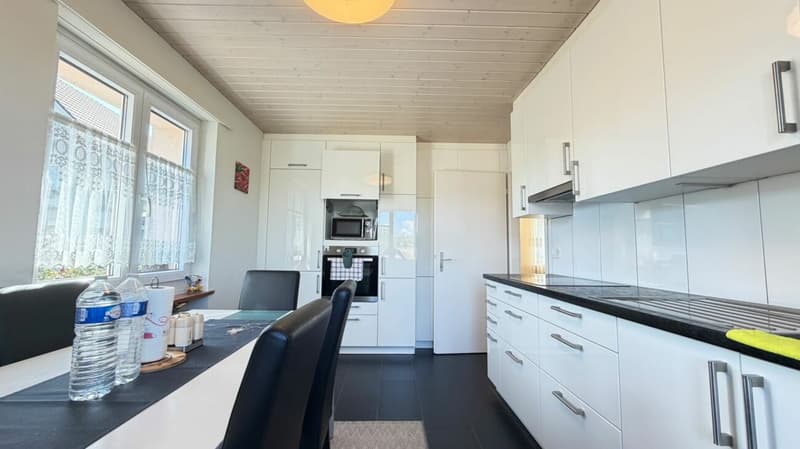 VIEL PLATZ, SONNE & WEITSICHT - 4.5-ZIMMER-EFH MIT 580 M² GRUNDSTÜCK & GROSSER GARAGE (21)