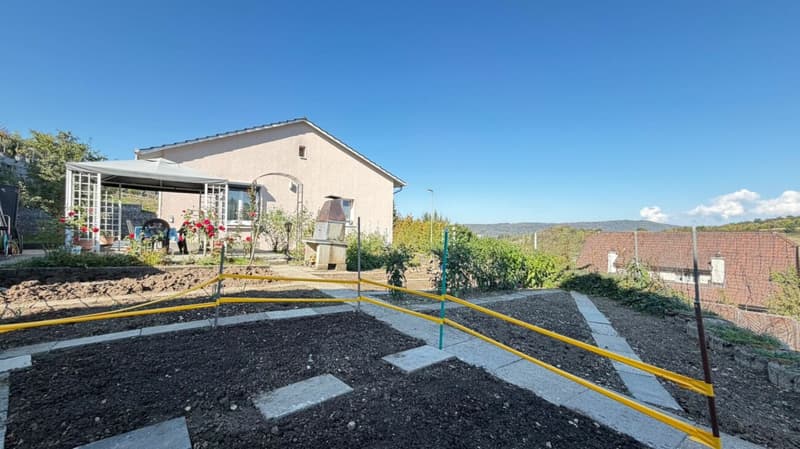 VIEL PLATZ, SONNE & WEITSICHT - 4.5-ZIMMER-EFH MIT 580 M² GRUNDSTÜCK & GROSSER GARAGE (3)