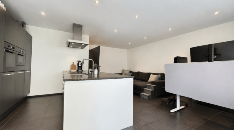 7.5-Zimmer-Haus mit Einliegerwohnung & Weitblick (7)