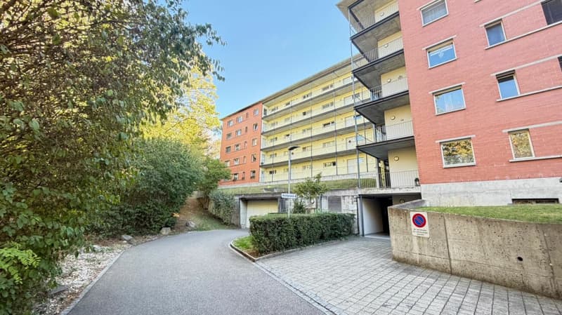 Grosszügige 5.5-Zimmer-Wohnung mit Balkon & Tiefgarage (12)