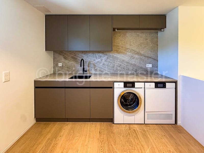 Exklusive Maisonette-Einheit mit hochwertigem Innenausbau und traumhafter Panoramaaussicht (10)