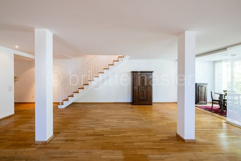 4.5-Zimmer-Maisonette-Wohnung in historischem Gebäude (saniert) im Ortskern von Riehen (4)