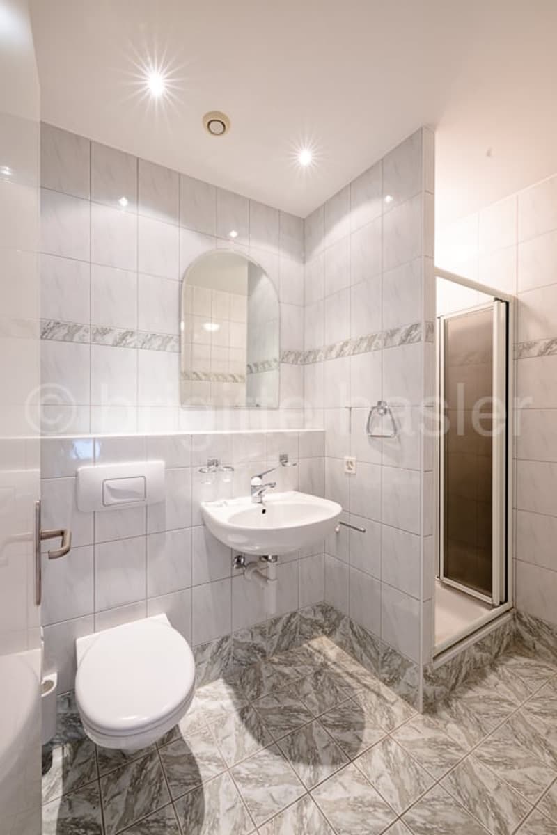 4.5-Zimmer-Maisonette-Wohnung in historischem Gebäude (saniert) im Ortskern von Riehen (11)