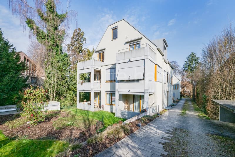 5-Zimmer-Eigentumswohnung mit eigenem Gartenanteil  an ruhiger und begrünter Lage (5)