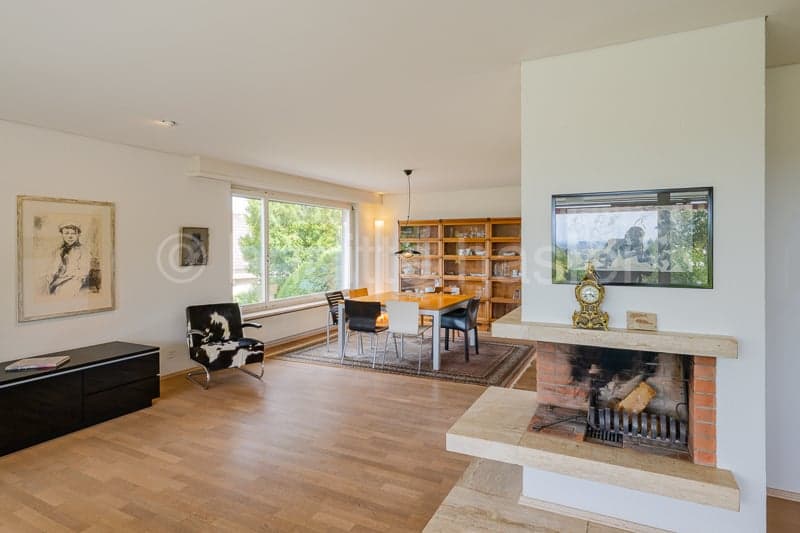 Sehr gepflegtes 6.5-Zimmer-Einfamilienhaus an hervorragender Wohn- und Aussichtslage (5)