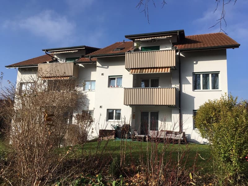 An ruhiger, schöner Lage vermieten wir (2)