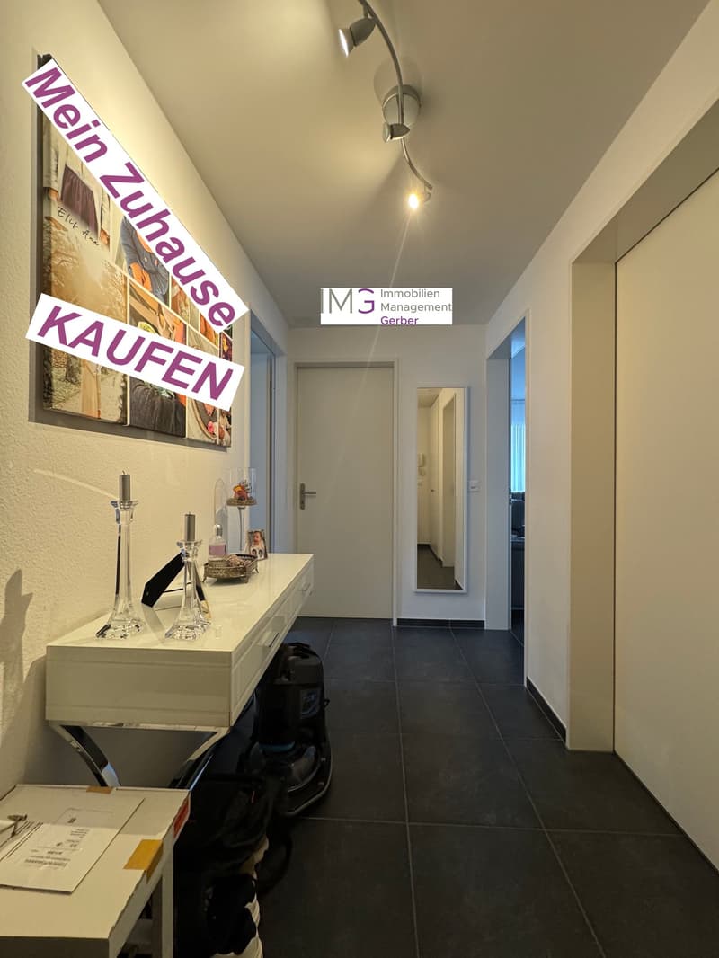 Mint-condition apartment with private laundry room (12)