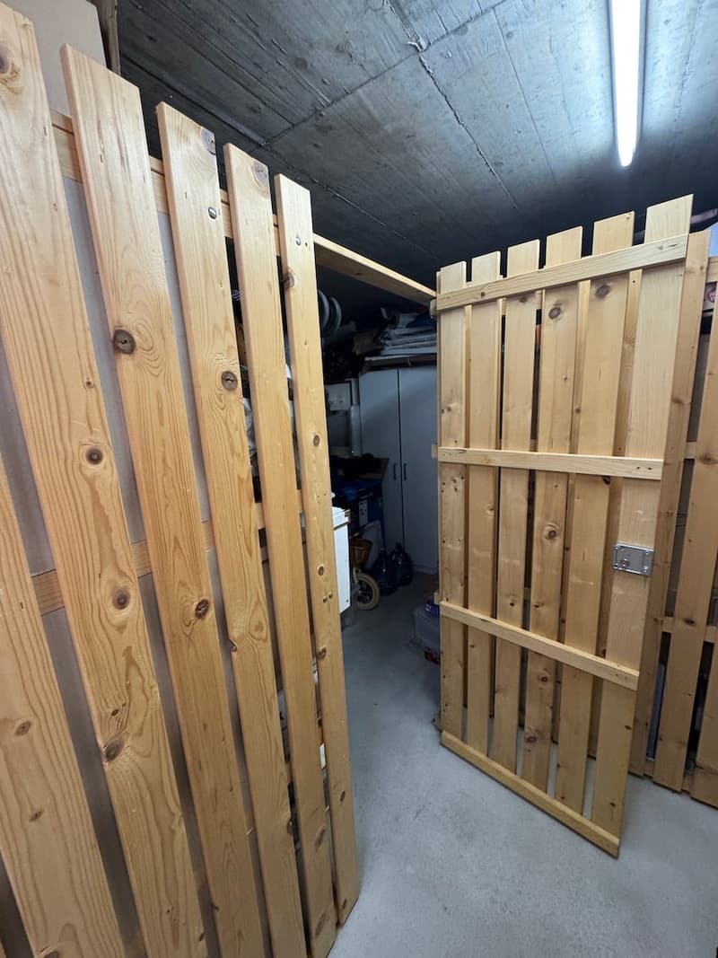 Moderne, neuwertige 3.5 Zimmer Etagenwohnung mit separater Waschküche (14)