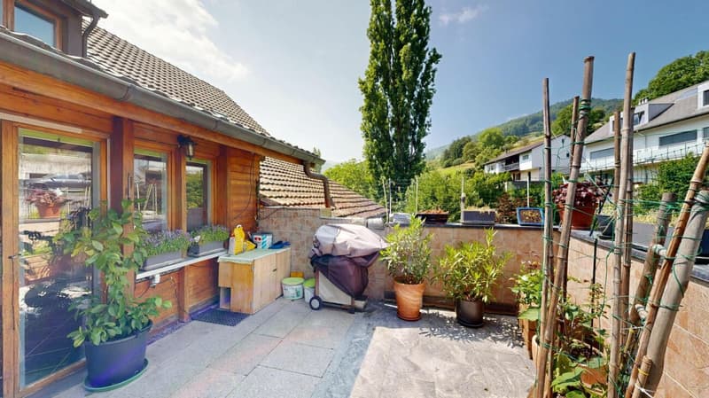 Charmant appartement avec terrasse à Bennwil (2)