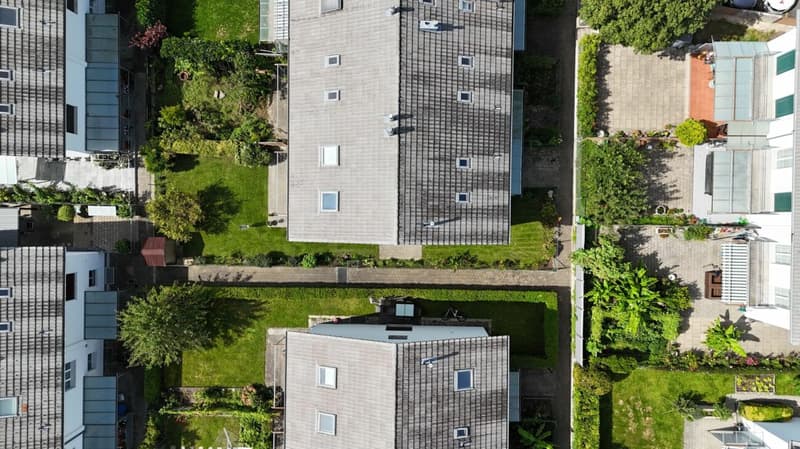 Felicità abitativa a Buchs ZH - Casa a schiera con giardino da innamorarsi (31)