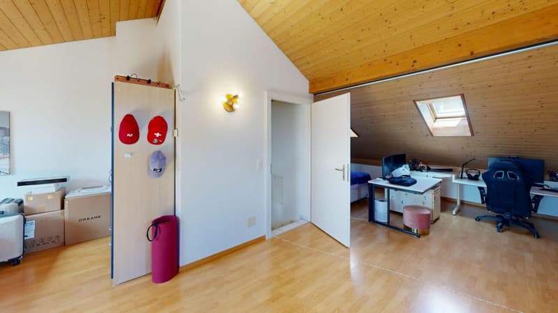 Felicità abitativa a Buchs ZH - Casa a schiera con giardino da innamorarsi (18)