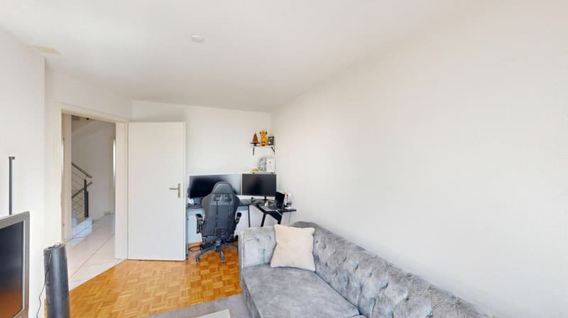 Felicità abitativa a Buchs ZH - Casa a schiera con giardino da innamorarsi (16)