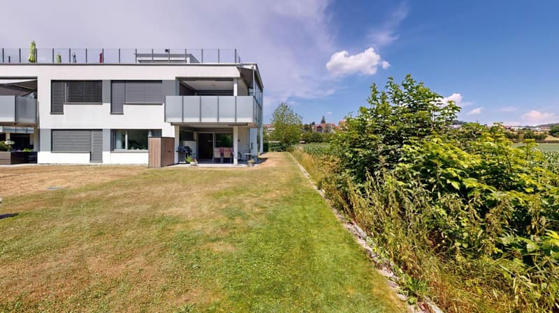 3.5-Zimmer-Gartenwohnung mit exklusivem 245 m² Garten und gedeckter Terrasse (20)