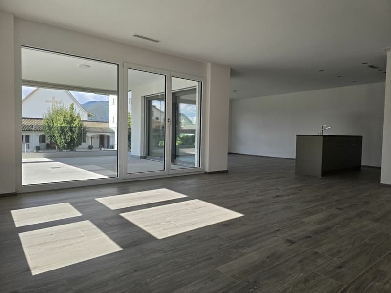 Helle, moderne Wohnung mit besten Verkehrsanbindungen (6)