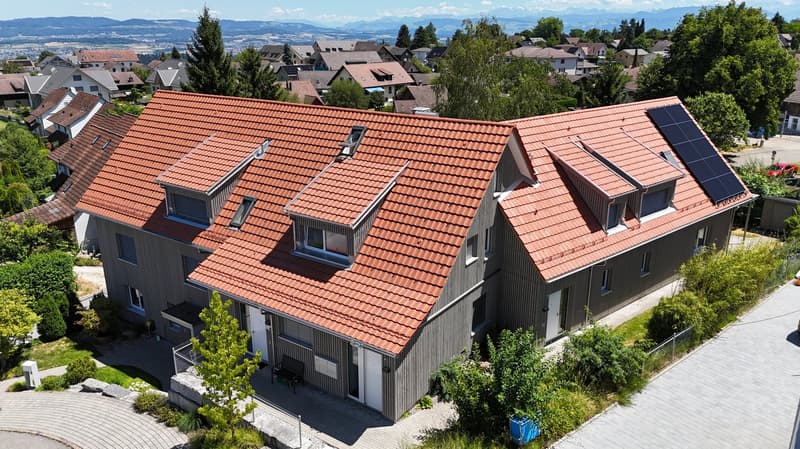 3.5-Zimmer-Gartenwohnung mit 242 m² Privatgarten und separatem Hauseingang (13)