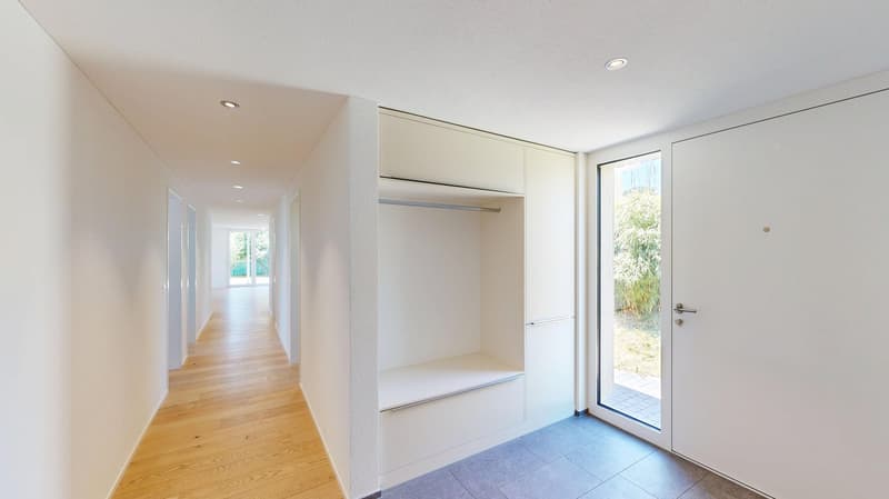 3.5-Zimmer-Gartenwohnung mit 242 m² Privatgarten und separatem Hauseingang (11)