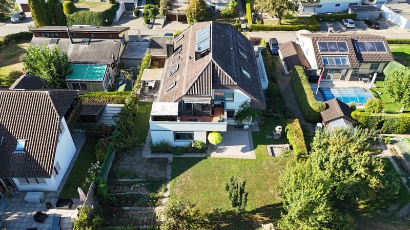 Gepflegtes Mehrfamilienhaus mit 3 Wohneinheiten und Mietsteigerungspotenzial in Oberrüti (5)