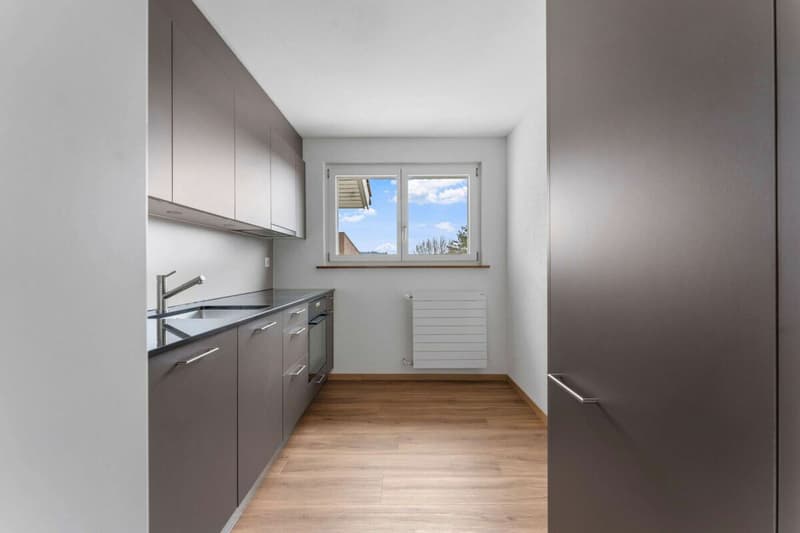 4-Zimmer-Wohnung im Hochparterre mit Balkon zu vermieten (9)