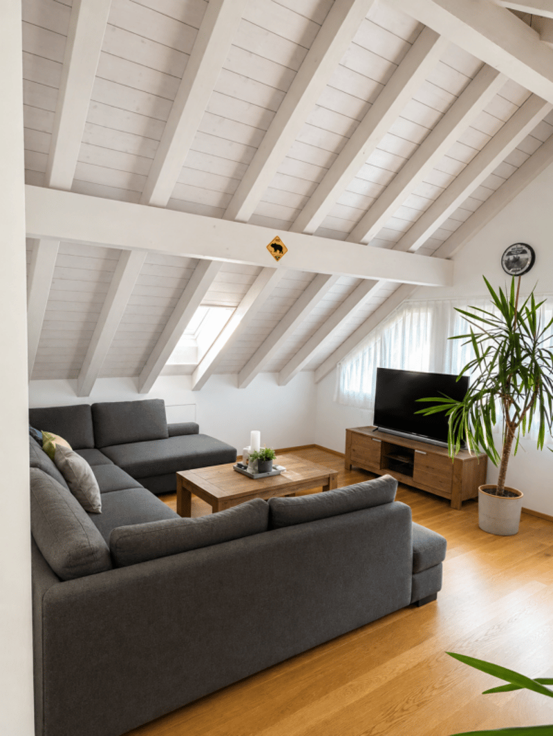 3.5-Zimmerwohnung im Dachgeschoss zu vermieten (12)