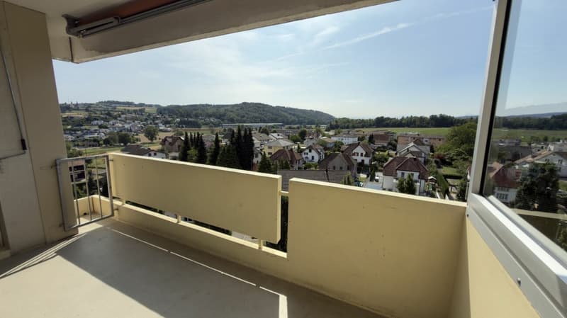 Schöne Aussichten! Helle und gemütliche Wohnung im 7. OG mit toller Bergsicht! (5)