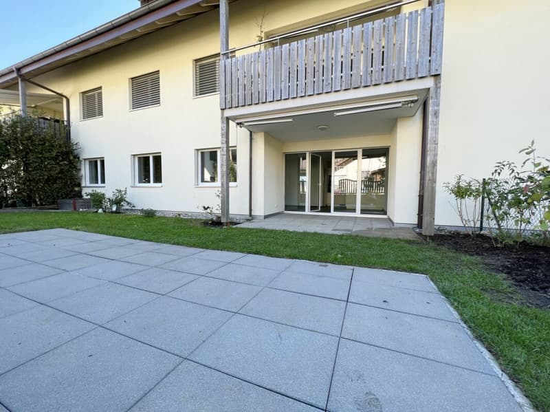 Attraktive Gartenwohnung in einem modernen Mehrfamilienhaus (3)