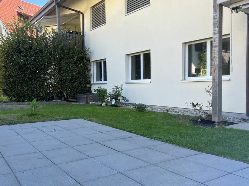 Attraktive Gartenwohnung in einem modernen Mehrfamilienhaus (5)