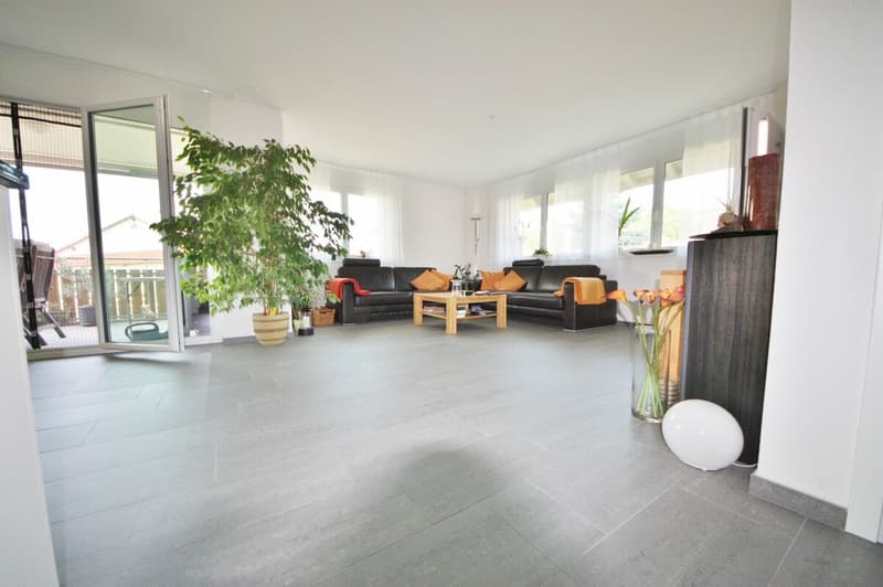 Attraktive 4.5-Zimmerwohnung im 1. Obergeschoss an ruhiger Lage (6)
