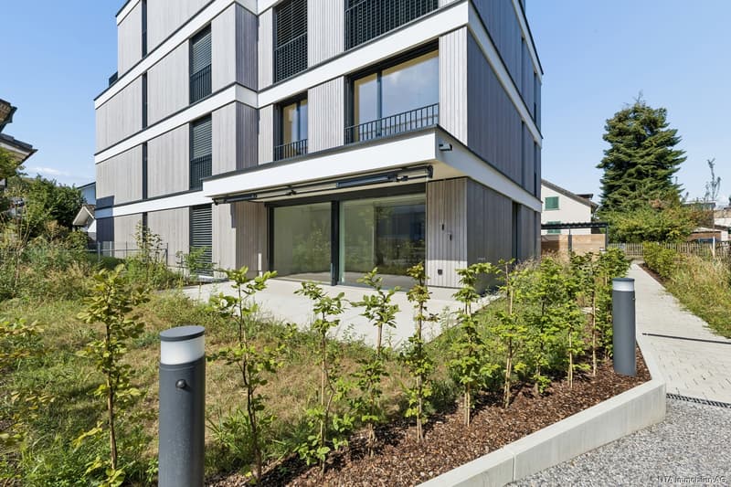 Hochwertige 3-Zimmer-Maisonette-Neubauwohnung mit grosser Terrasse un (13)
