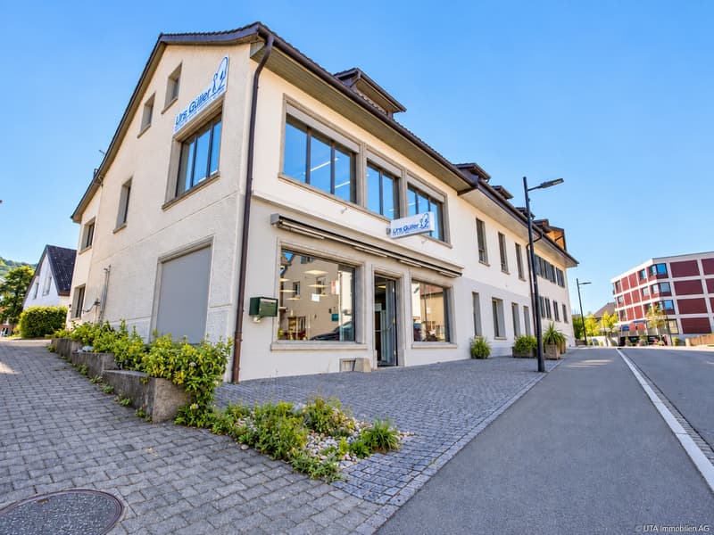Aussenansicht - Seite Hauptstrasse