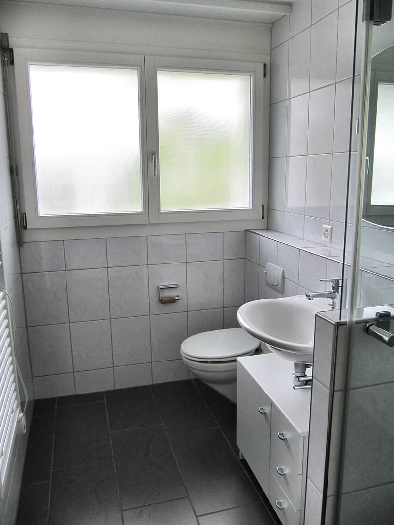 Helle 4.5-Zimmer-Wohnung mit Balkon und herrlicher Aussicht in Oberwil-Lieli (8)