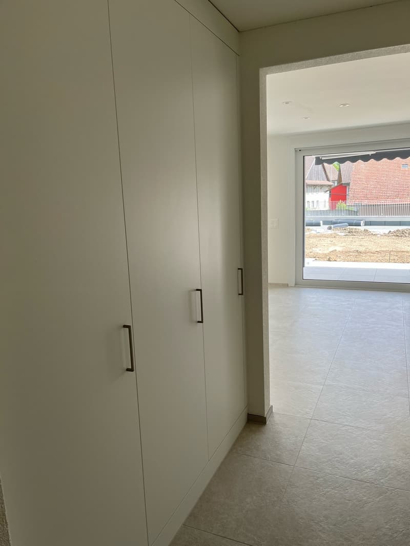 Attraktive, moderne (fast neue) 3½ Zimmerwohnung (10)