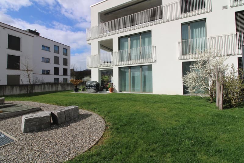 Moderne und hochwertige Gartenwohnung (8)