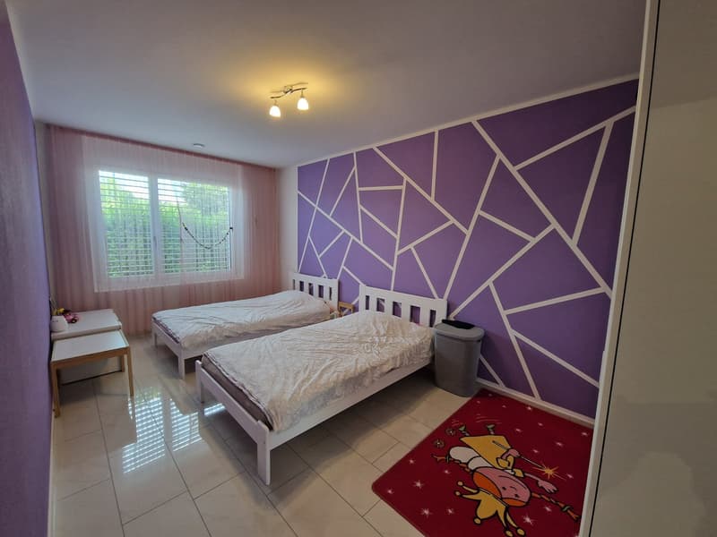 Grosszügige 4.5 Zimmer Gartenwohnung (7)