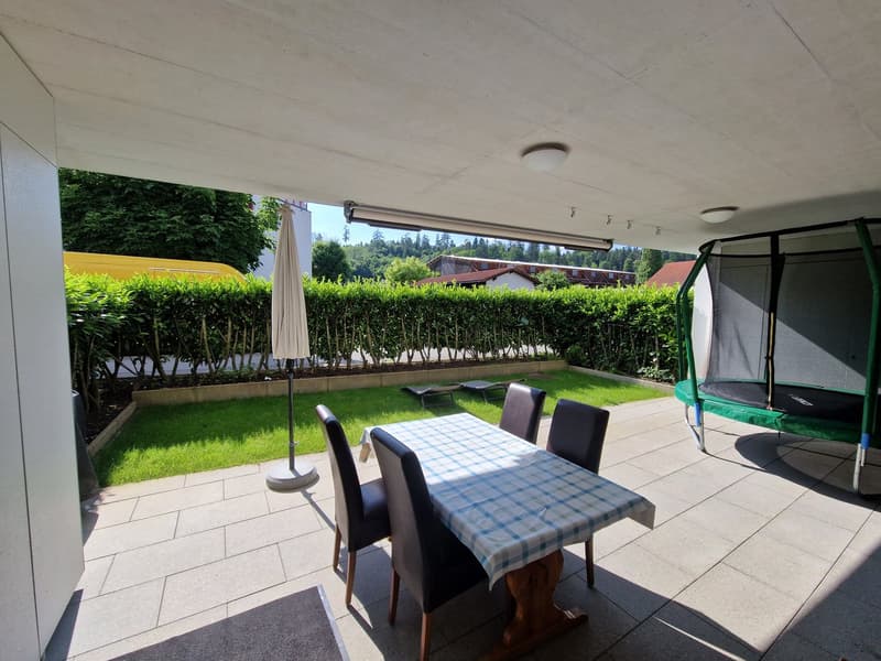 Grosszügige 4.5 Zimmer Gartenwohnung (3)