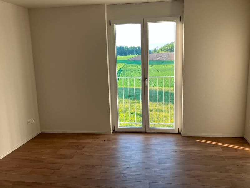 Helle 3.5-Zimmer-Wohnung mit Balkon in Egliswil (2)