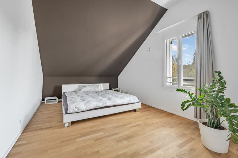 Appartement-maisonnette élégant et de haute qualité avec grande galerie, balcon et ambiance de vie calme (8)